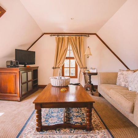 ホテル The Manor At Ngorongoro アルーシャ エクステリア 写真