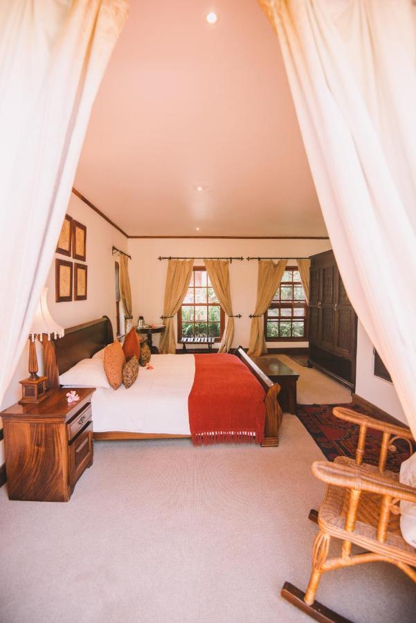 ホテル The Manor At Ngorongoro アルーシャ エクステリア 写真