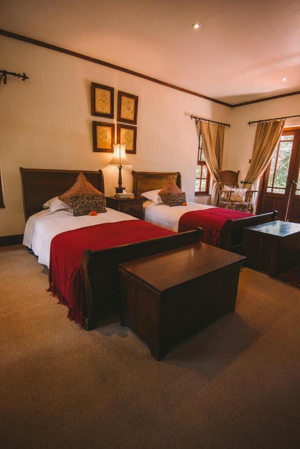 ホテル The Manor At Ngorongoro アルーシャ エクステリア 写真